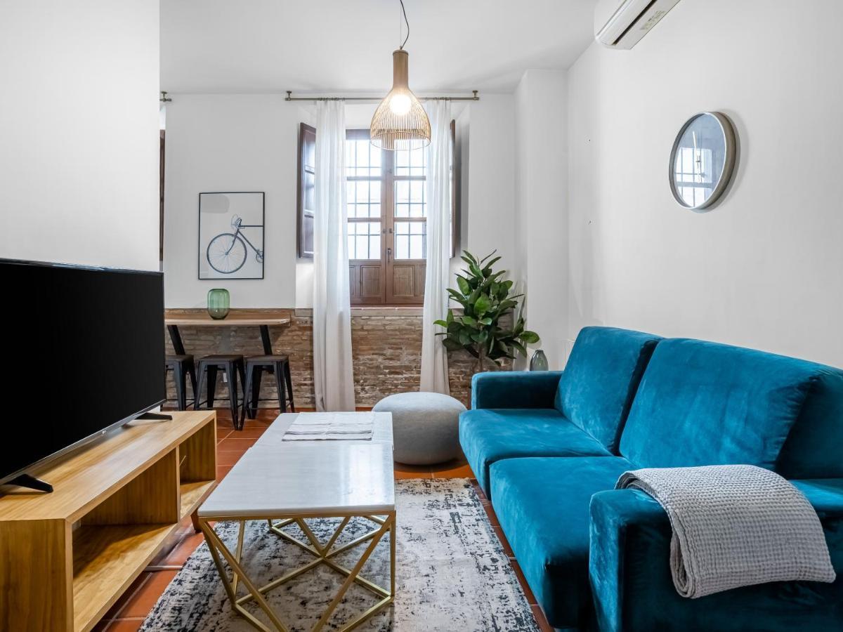 Limehome Granada Calle Santa Ana Exteriör bild